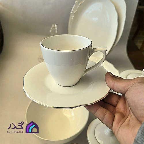 خرید سرویس چینی قله توس مدل الیزابت لب طلا