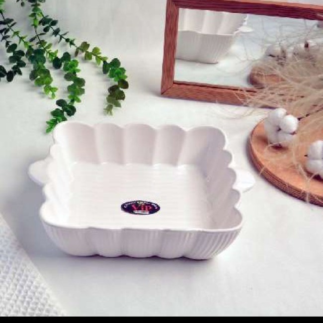 مرغ خوری وسالاد خوری