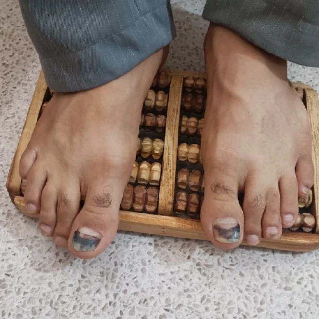 ماساژور چوبی کف پا