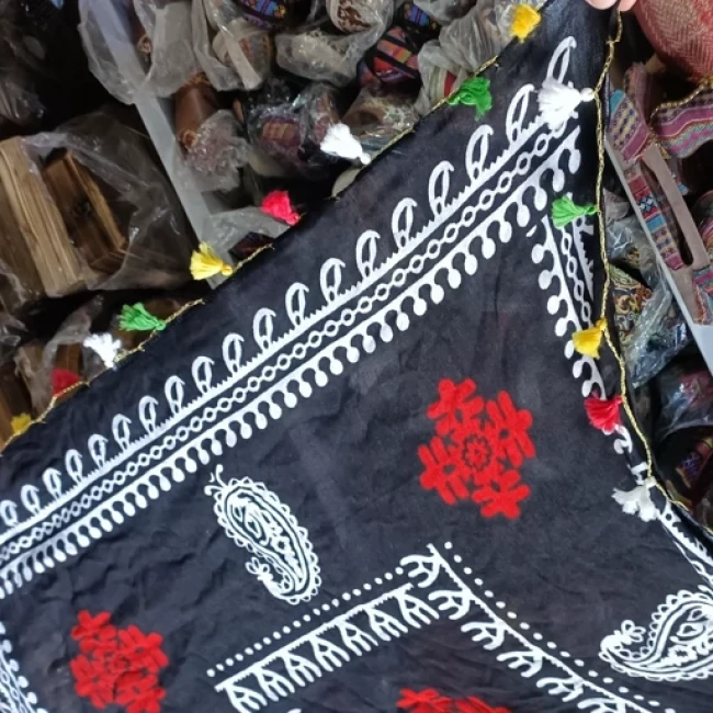 روسری کردی زنانه و دخترانه هوری چهار گوش طرح پرچم