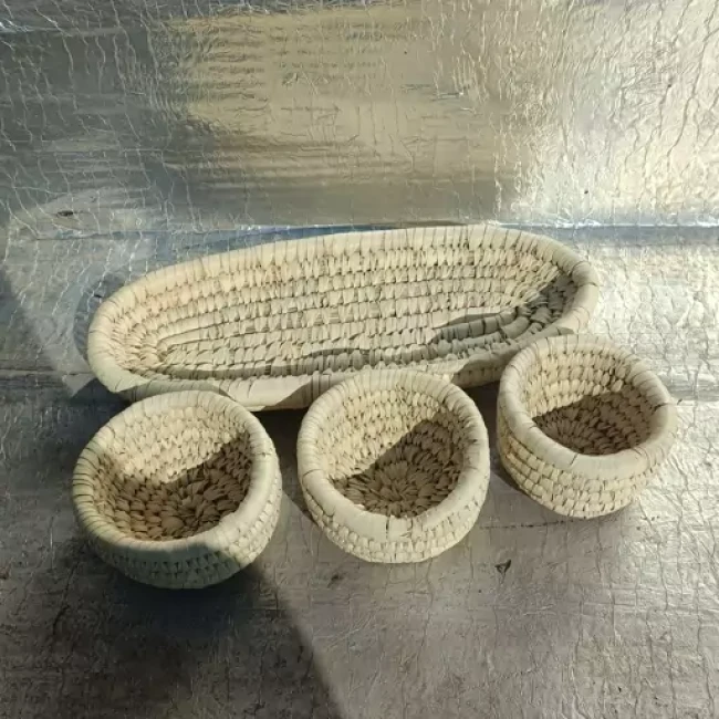 اردو خوری سه خانه دست ساز ، جنس برگ خرما