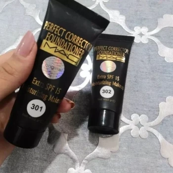 کرمپودر استخری mac foundationer کرم پودر گیاهی 