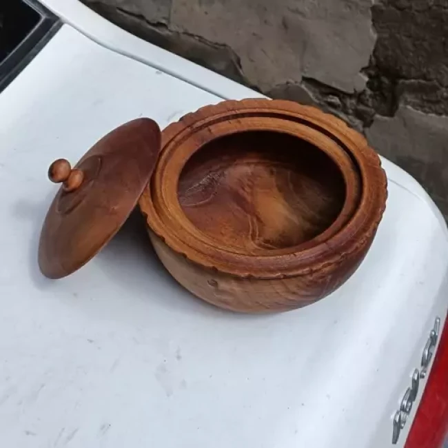 جاشکلاتی چوبی گرد جنس چوب گردو طرح جدید
