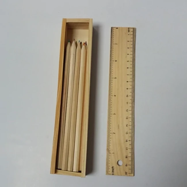 مداد رنگی چوبی جعبه و خطکش چوبی