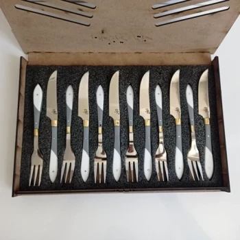 سرویس کامل چاقو میوه خوری و چنگال باربنددار  صدرا  دسته دو رنگ سفید و طوسی با کیفیت عالی 