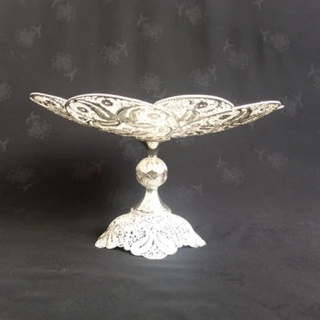 شیرینی خوری ملیله مسی پایه دار  سایز کوچک آبکاری نقره ساخت زنجان با کیفیت عالی 