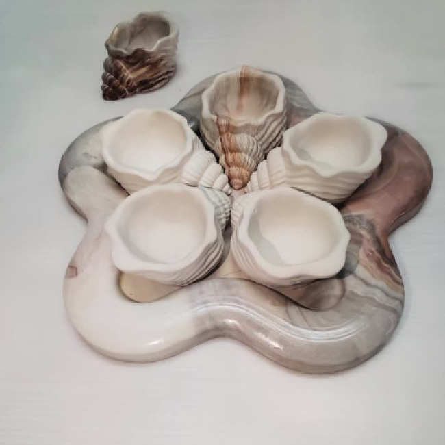 هفت سین گوش ماهی ابر و بادی