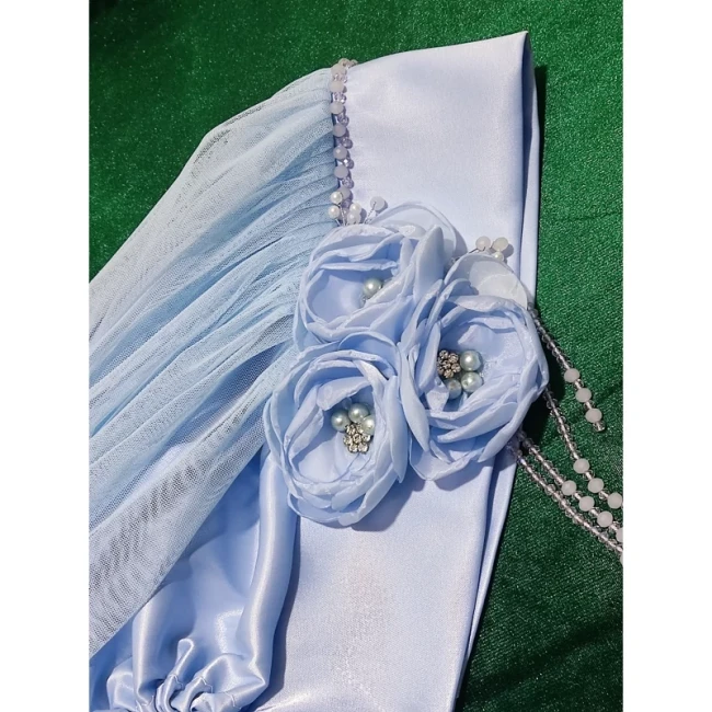 توربان مجلسی با سه گل دست ساز دارای رنگ بندی