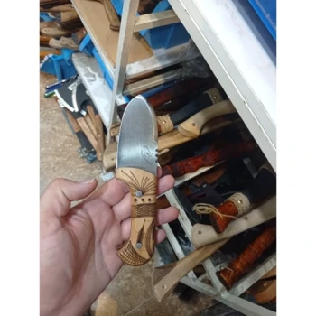 چاقو فولادی سایز 2 محبی دسته چوبی طرحدار