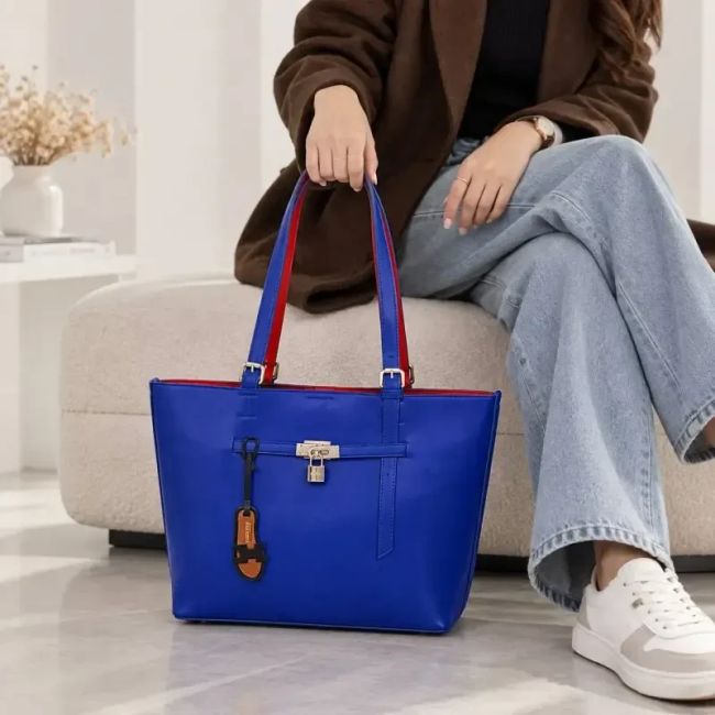کیف زنانه چرم مصنوعی ابعاد 40 در 27 سانتیمتر