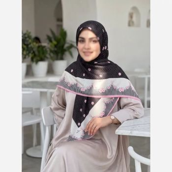 روسری سوپرنخ مشکی صورتی طرح گل قواره 140 لطیف و نرم