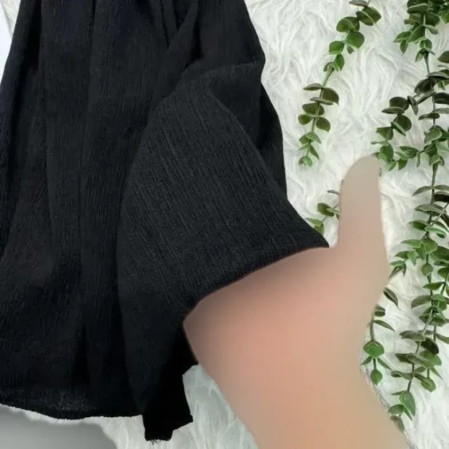 شال نخی ساده منگوله دار برشکا مشکی