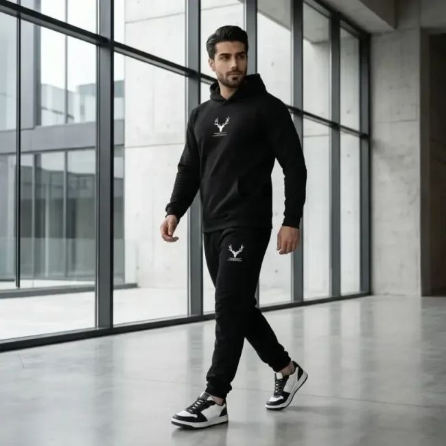 ست هودی و شلوار مردانه مشکی داخل کرک طرح گوزن