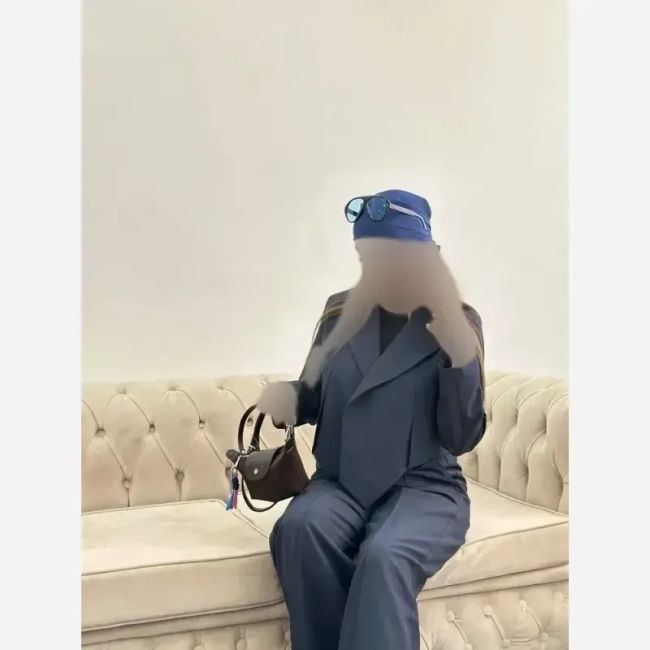 ست کت و شلوار زنانه مدل هرمس جنس بزیاق گرم بالا فری سایز