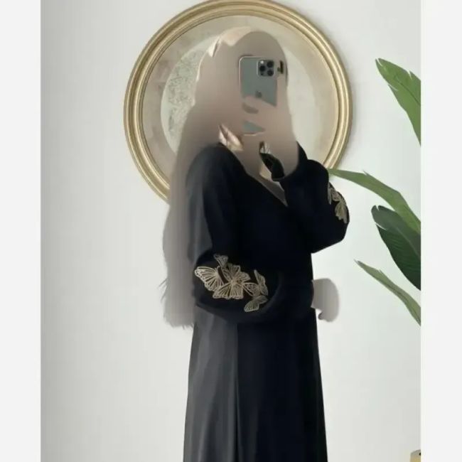 عبا پروانه گلدوزی شده جنس الیزه گرم بالا رنگ مشکی