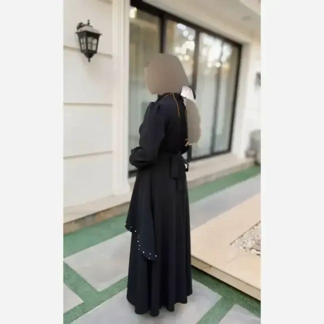 پیراهن مجلسی زنانه کرپ مازراتی مدل ستاره به همراه تل اسکارف و سنجاق یقه