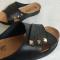 صندل طبی زنانه نگین دار مشکی با کفی آناتومیک و زیره ضد لغزش