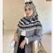 روسری مجلسی نخی کاستوم طرح سایه سفید مشکی قواره بزرگ 140 سانتیمتر