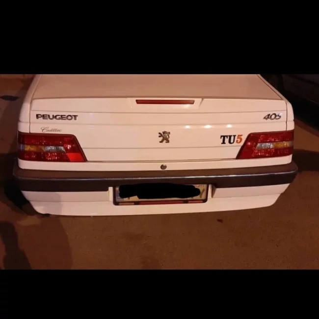 استیکر بدنه خودرو ضدآب کد سه