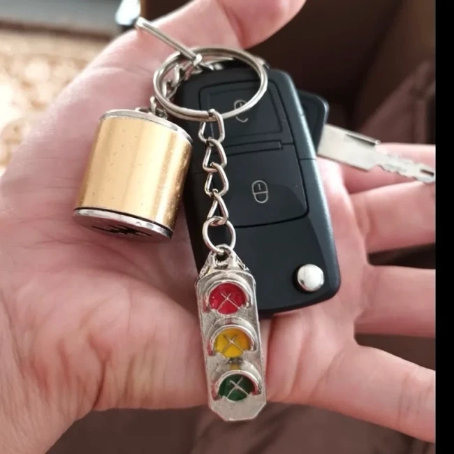جاکلیدی چراغ راهنما فلزی