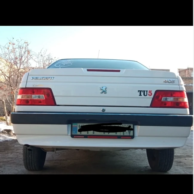استیکر بدنه خودرو ضدآب کد سه