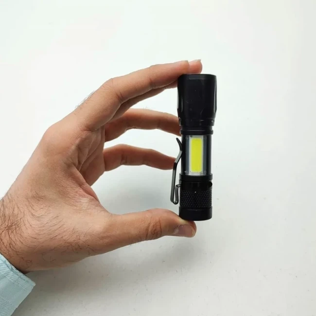 چراغ کمپین چراغ قوه دستی شارژی بدنه فلزی سه حالته به همراه کابل شارژ