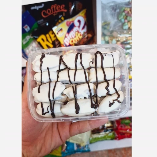 خرما شکلاتی باشکلات شیری مغزدار 300گرم