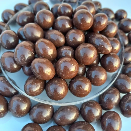 دراژه شکلاتی 3مغز یک کیلویی