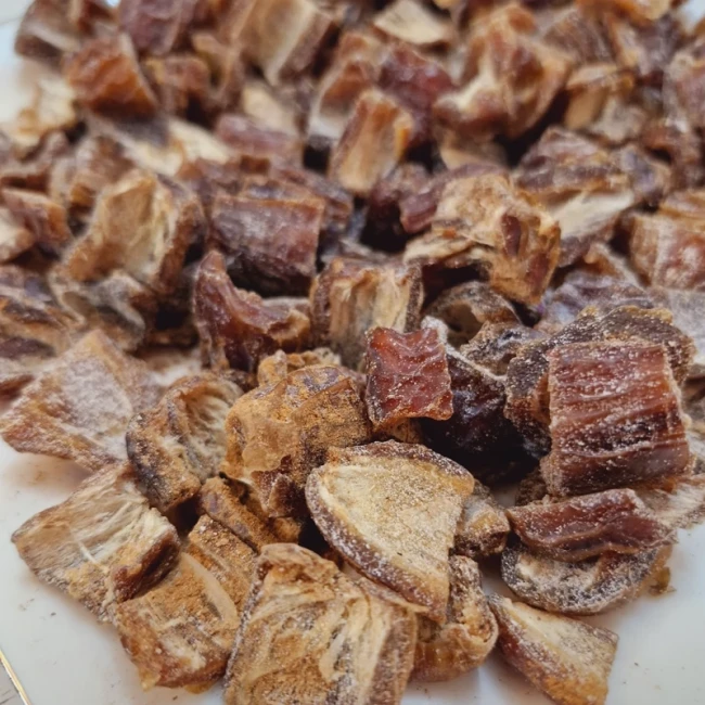 چیپس خرما پیارم باطعم زنجبیل ودارچین300 گرمی
