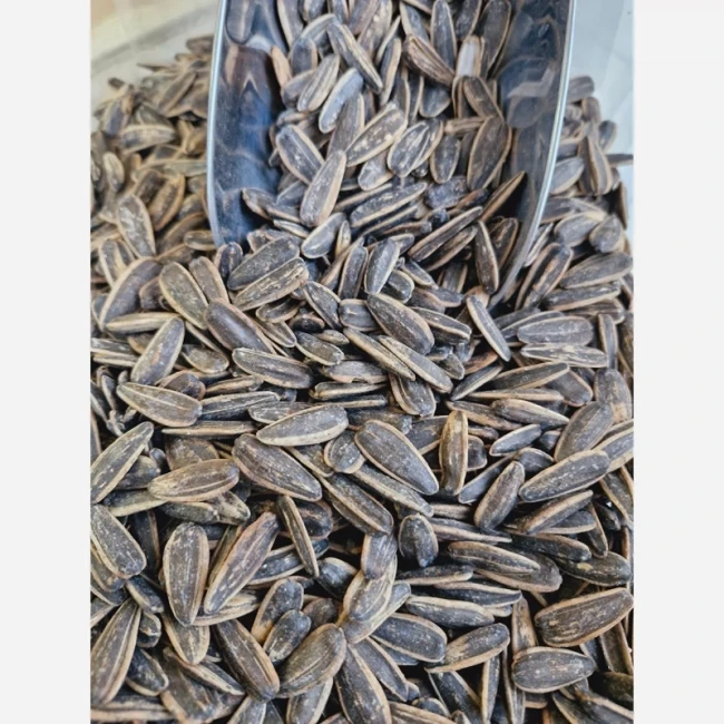 تخمه آفتابگردان خوش طعم و تازه 250 گرمی