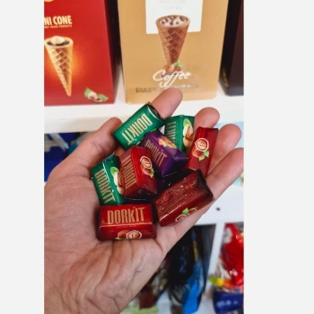 شکلات مغزدار دورکیت مخلوط مغز ها 500 گرم