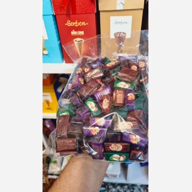 شکلات مغزدار دورکیت مخلوط مغز ها 500 گرم
