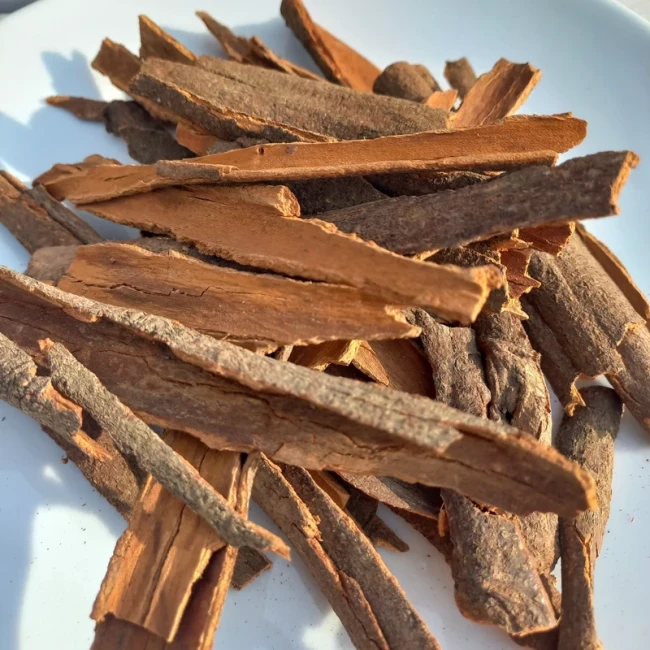 چوب دارچین اعلا 200 گرم