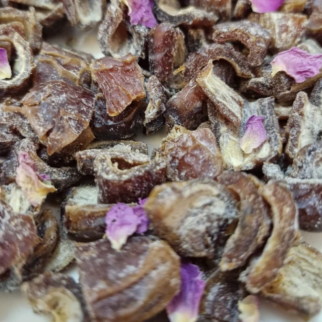 چیپس خرما پیارم با طعم گل محمدی 300گرمی