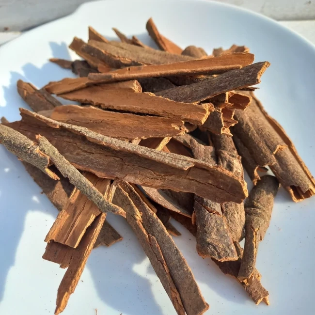 چوب دارچین اعلا 200 گرم