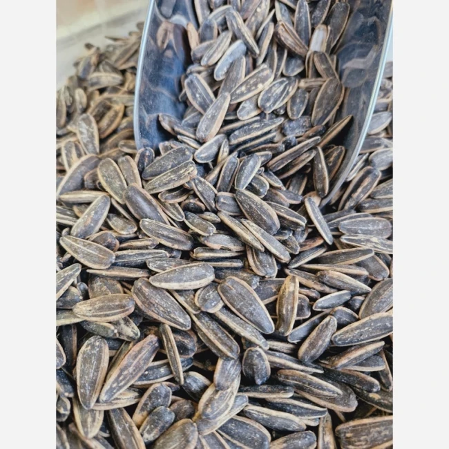 تخمه آفتابگردان خوش طعم و تازه 250 گرمی