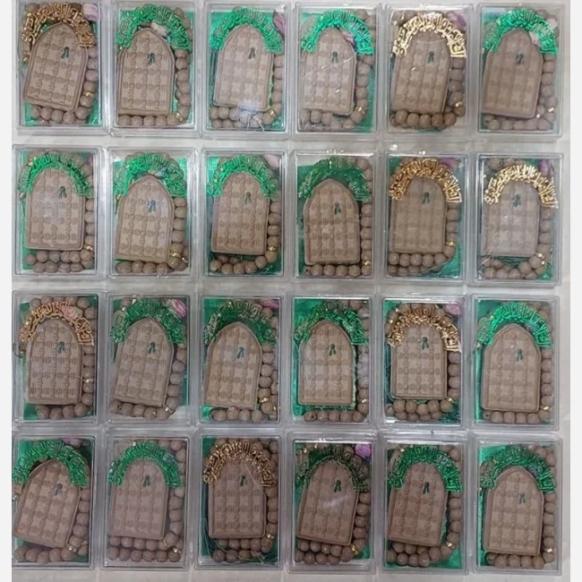 کادویی دخیل مهر و تسبیح تربت مخلوط قوطی دار 4 گوش  تسبیح مهر  قوطی با کیفیت بالا و بسته بندی هدیه مناسب برای سوغات  