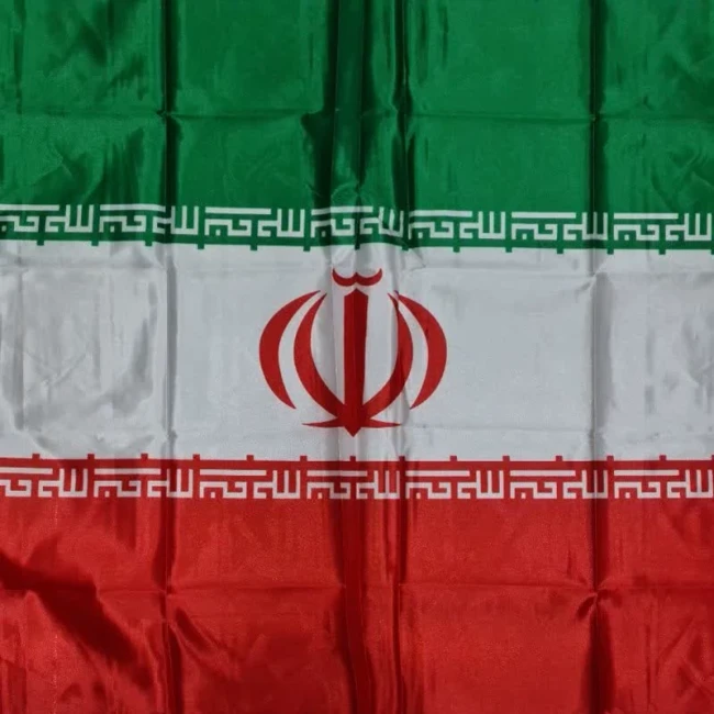 پرچم چوب خور طرح ایران جنس ساتن اندازه 50 در 80 سانت دهه فجر  مناسب نصب در مکان های عمومی 