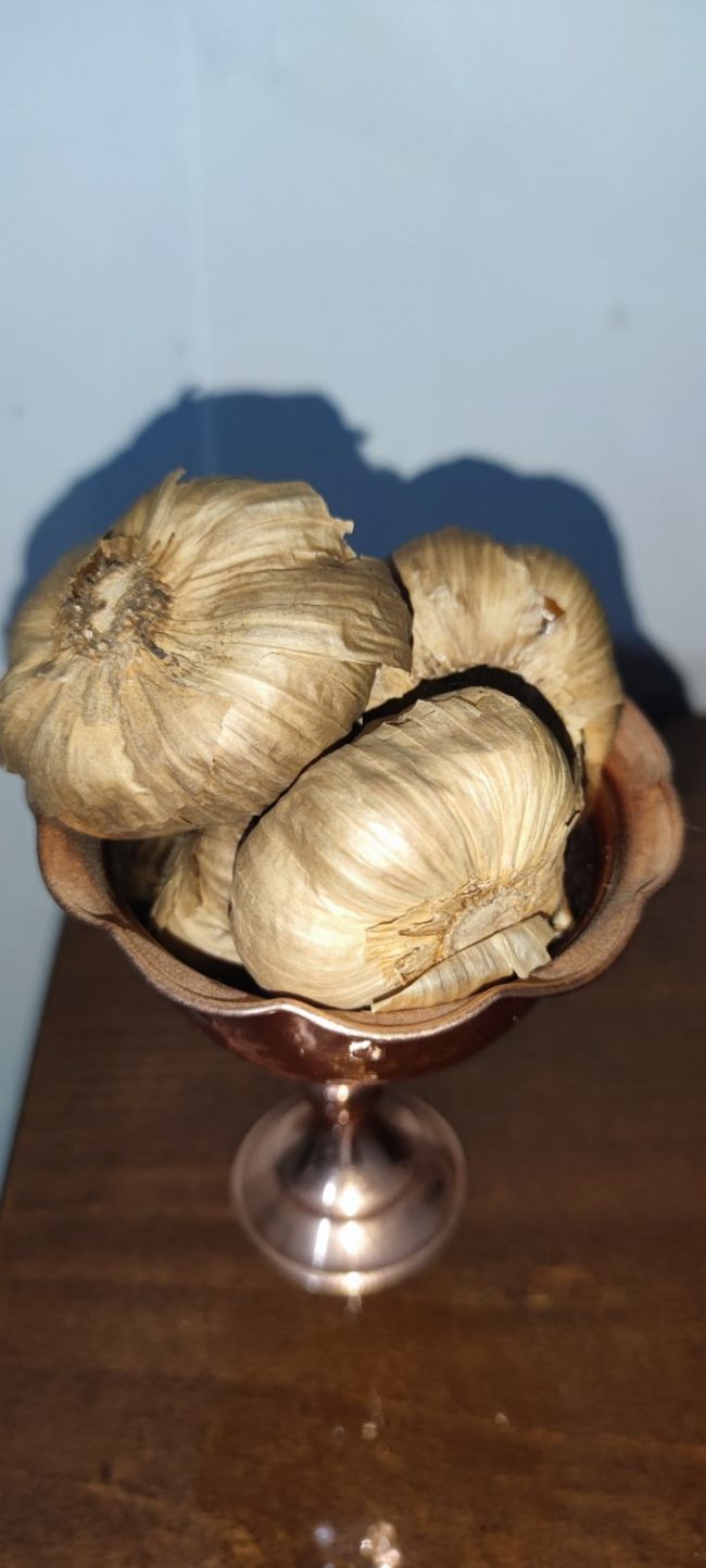 سیر سیاه اعلا تخمیر کامل ( ۲۰۰گرمی)