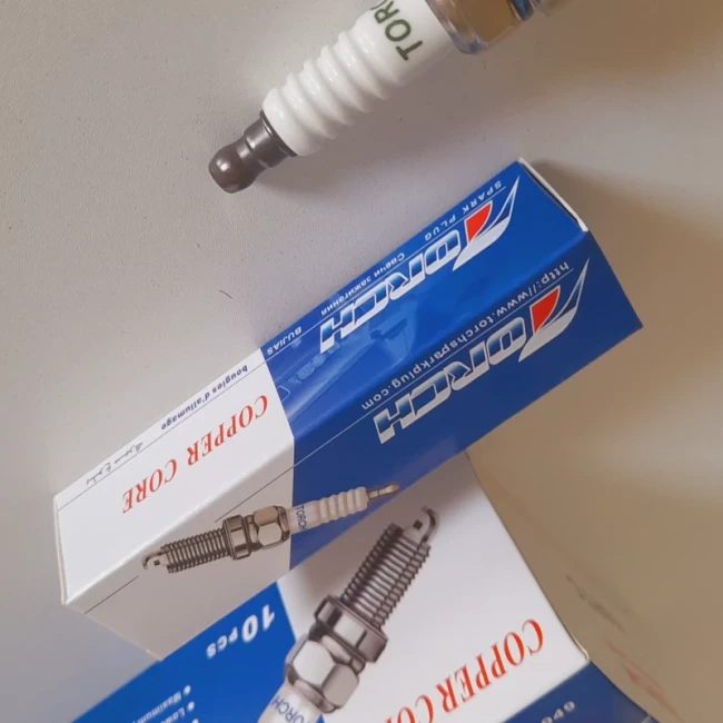 شمع پایه کوتاه مدل تورچ (TORCH)چهار عددی