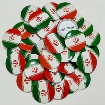 پیکسل ایران پیکسل گرد سوزنی فلزی با طرح پرچم ایران پیکسل پرچم ایران هدیه دانش آموز جایزه مدارس پرچم جمهوری اسلامی ایران 