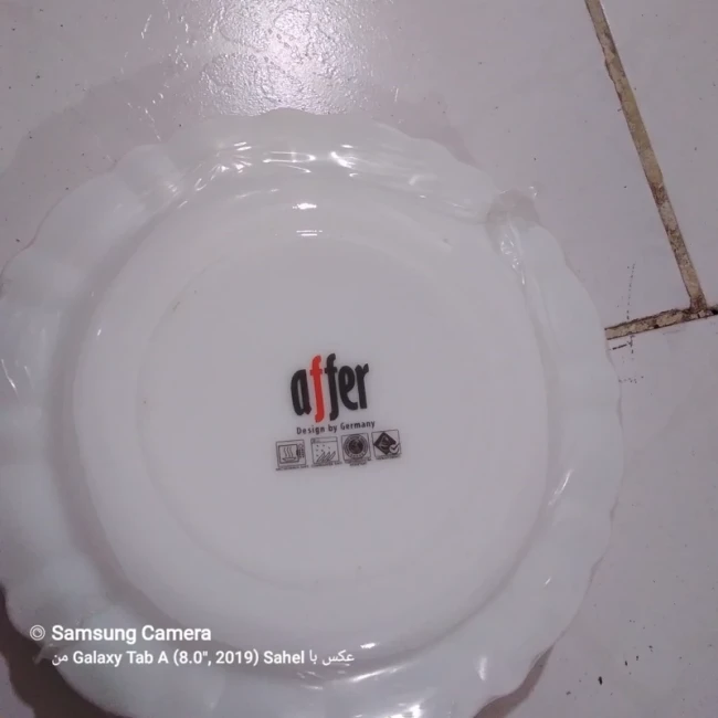 بشقاب میوه خوری، سالاد خوری طرح درخت با پست زمینه صورتی گمرنگ 