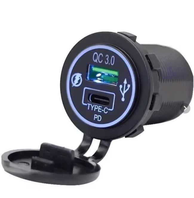 شارژر USB  و Type-C  تو کار