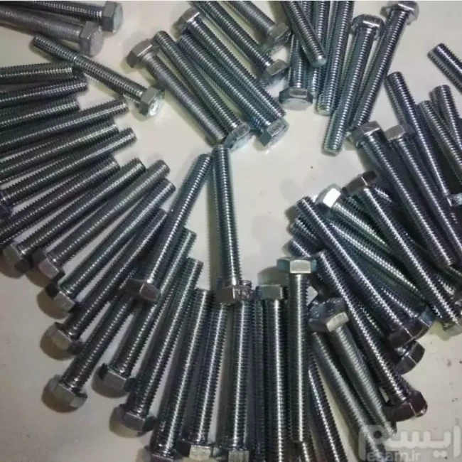 پیچ سایز 8 سانتی
اچار خور
پیچ قابلیت اچارخور میباشد
توضیحات مدل وسایل در تصاویر میباشد
وطول پیچ 8سانتی متر میباشد