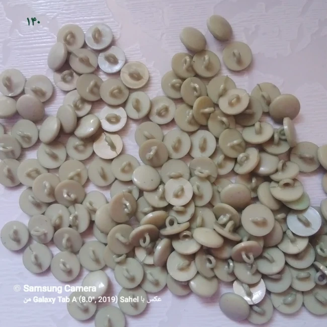 دکمه سبز کمرنگ پک 40 تایی سایز کوچک