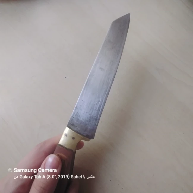 چاقو یا کارد آشپزخانه تیز و قدیمی 
