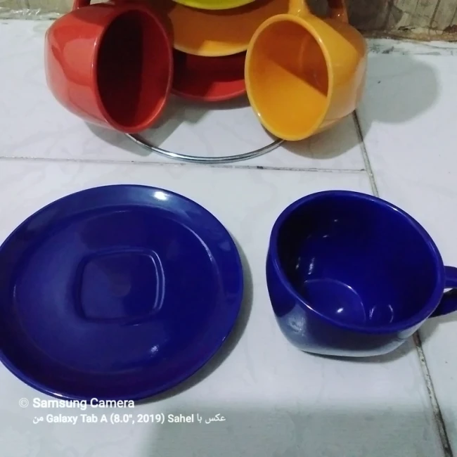 ست فنجان و نعلبکی همراه با استند طرح رنگی دستساز