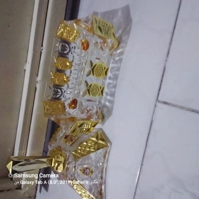 گز خوری یا شکلات خوری کریستال طلایی زیبا با طرح گل برجسته 