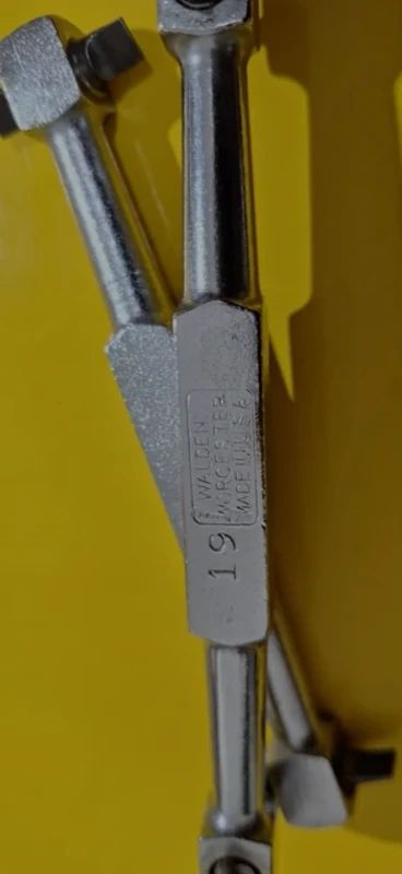 پیچگوشتی آفست آمریکایی