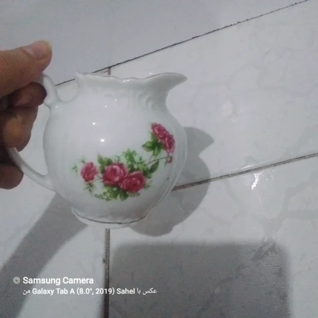 سس خوری گل قرمز قدیمی چینی زرین ایران 